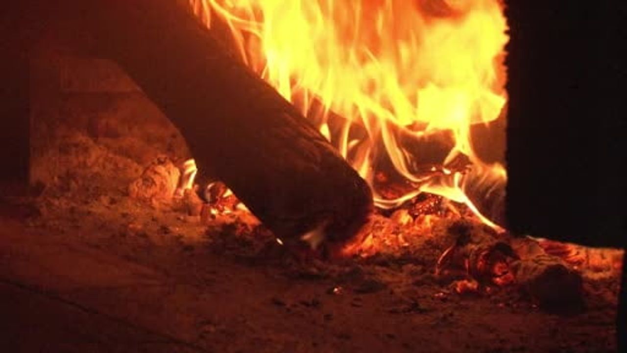Kahramanmaraş'ta kavurucu sıcakta ekmek mesaisi
