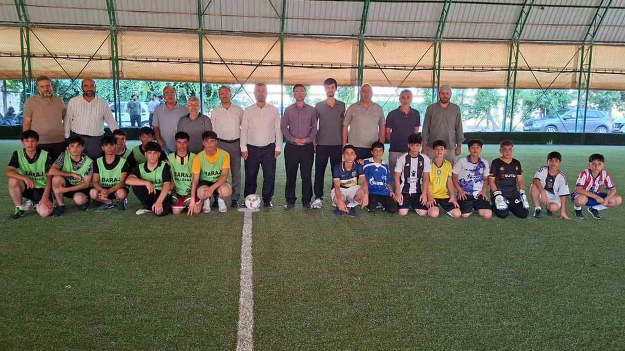 Kahta’da Kur’an kursları futbol turnuvası başladı