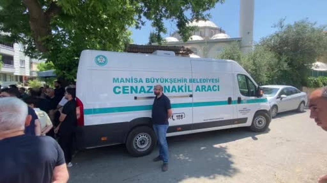 Kalbine yenilen eğitimci son yolculuğuna uğurlandı