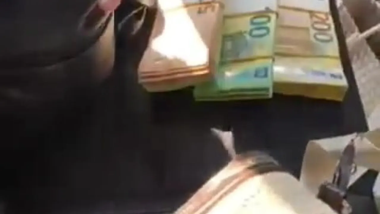 Kapıkule’den çıktı, Bulgaristan’da 40 bin euro ve 100 bin TL ile yakalandı