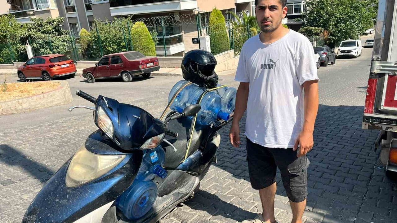 Karabağlar'da motosikletliyi yavaşladığı için darp etti