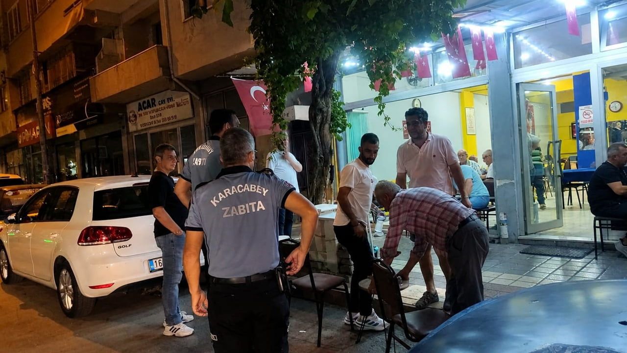 Karacabey Belediyesi'nden yol ve kaldırım işgallerine karşı kararlı mücadele