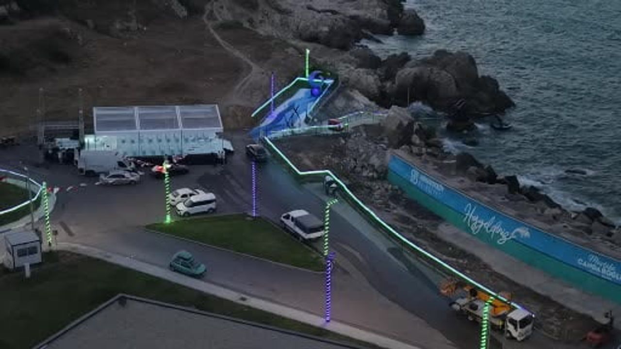 Karadeniz’in hırçın dalgaları Arnavutköy’de enerjiye dönüştü