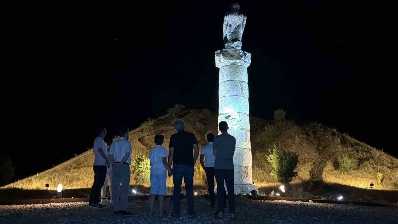 Karakuş tümülüsü gece ziyarete açıldı