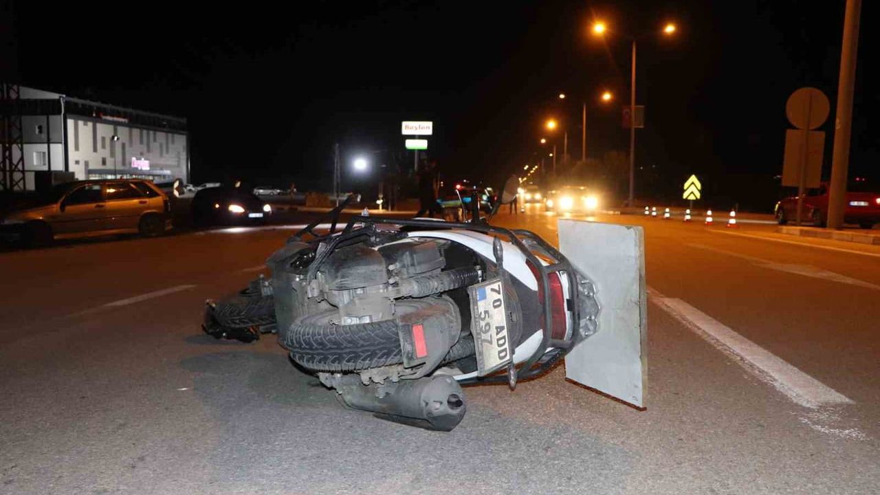 Karaman'da otomobille çarpışan motosikletteki iki kişi yaralandı