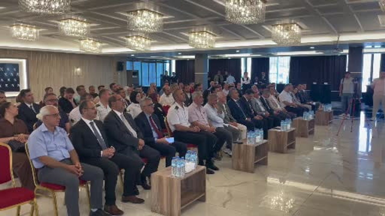 Karaman’da sosyal sorunlar çalıştayı düzenlendi