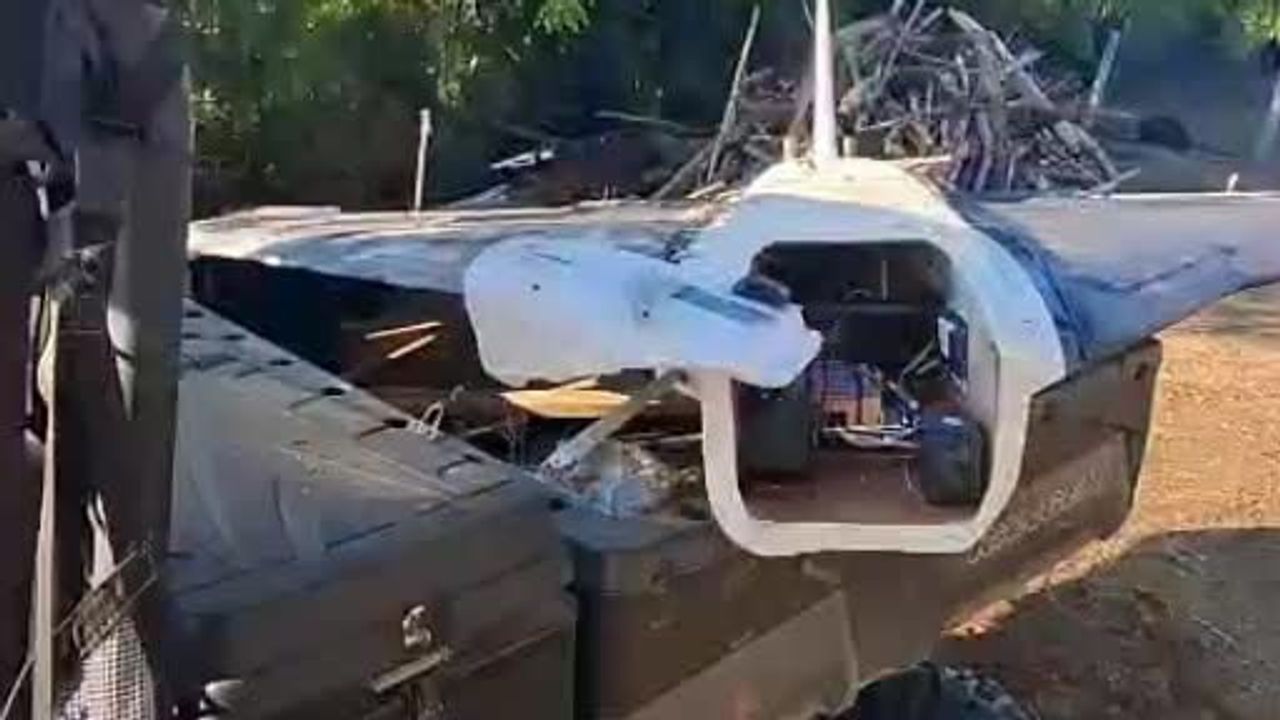 Karasu'da sahilde bulunan İHA önce eve sonra jandarma karakoluna götürüldü