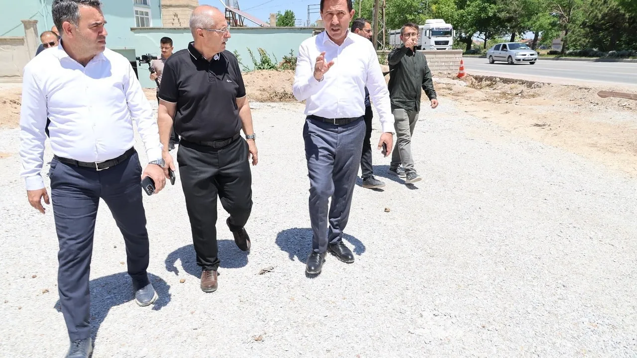 Karatay’da ulaşım ağı büyüyor