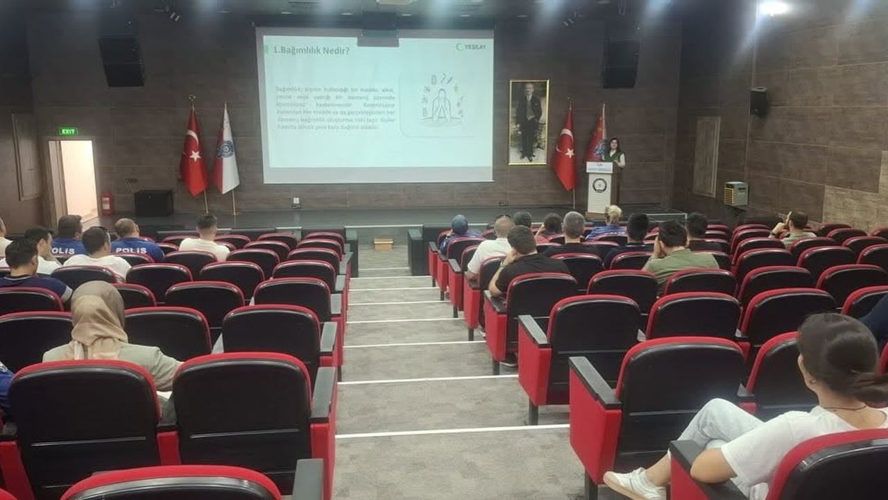 Kars emniyet personeline kumar bağımlılığı eğitimi ve YEDAM tanıtımı