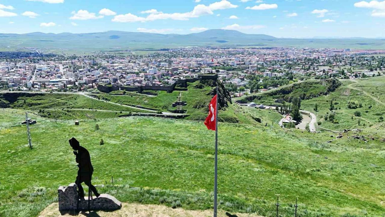 Kars göç vermeye devam ediyor: 2025'te 14 bin 201 kişi ilden ayrıldı