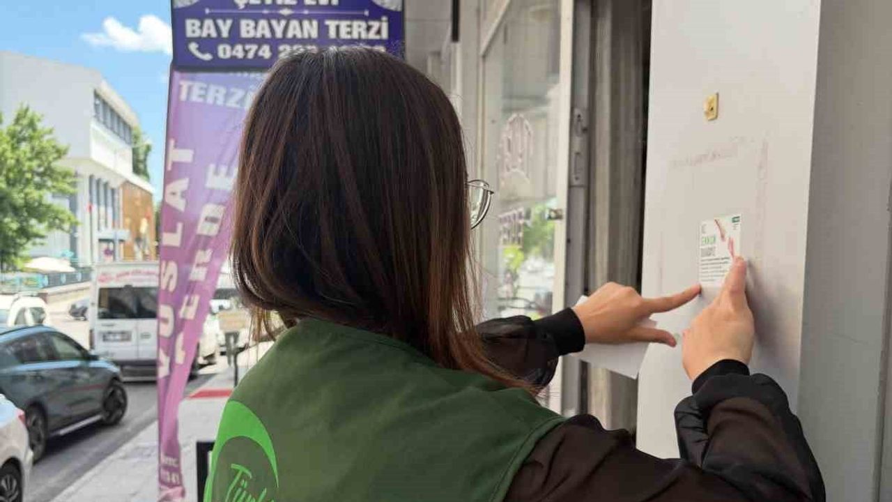 Kars'ta esnaf kapı kapı bağımlılıkla mücadeleye çağrıldı