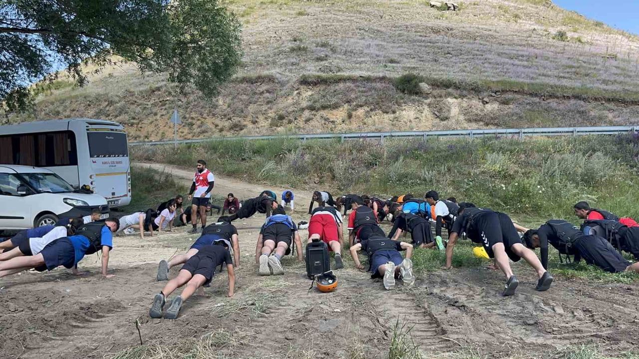 Kars'ta yeni rota: Akyaka'da raftingle su sporları canlanıyor
