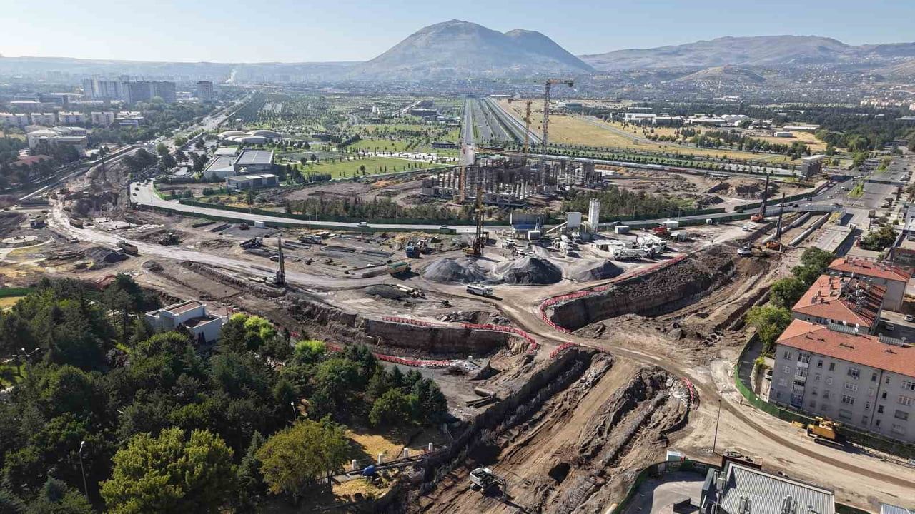 Kartal kavşağı’nda çalışmalar hızlandı, ilerleme yüzde 40'ın üzerinde