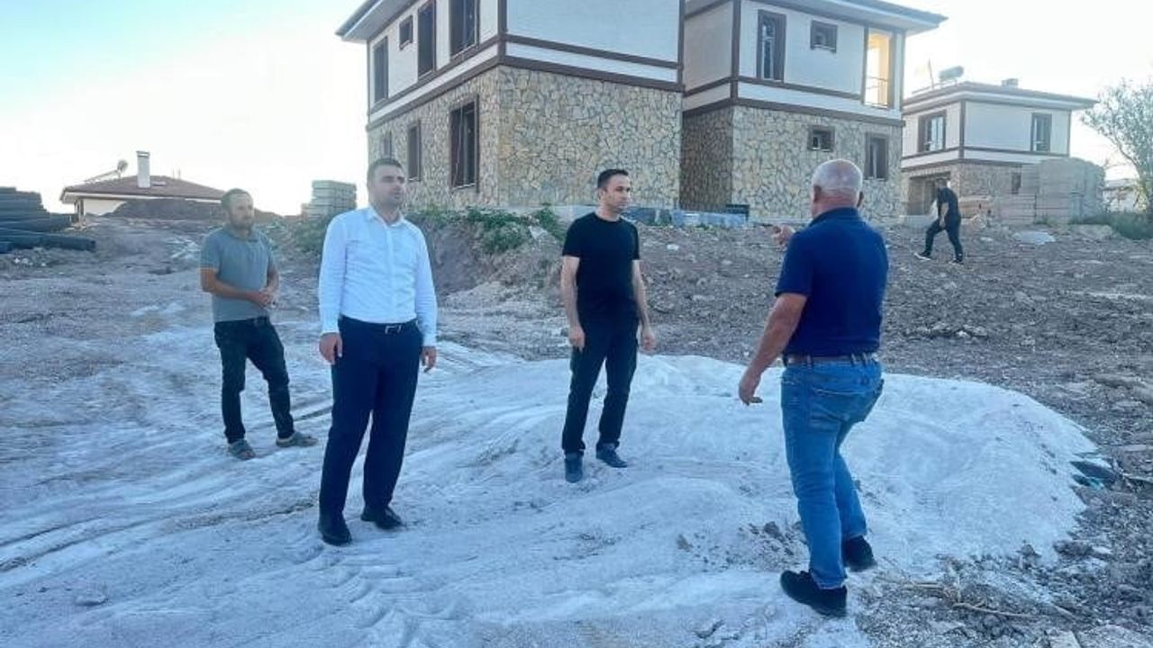 Kaymakam Kılıç yangın bölgesinde incelemede bulundu
