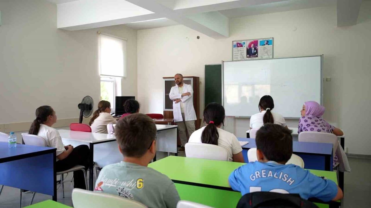 KAYMEK yaz okulu çocuklara eğlenceli ve verimli eğitim sunuyor