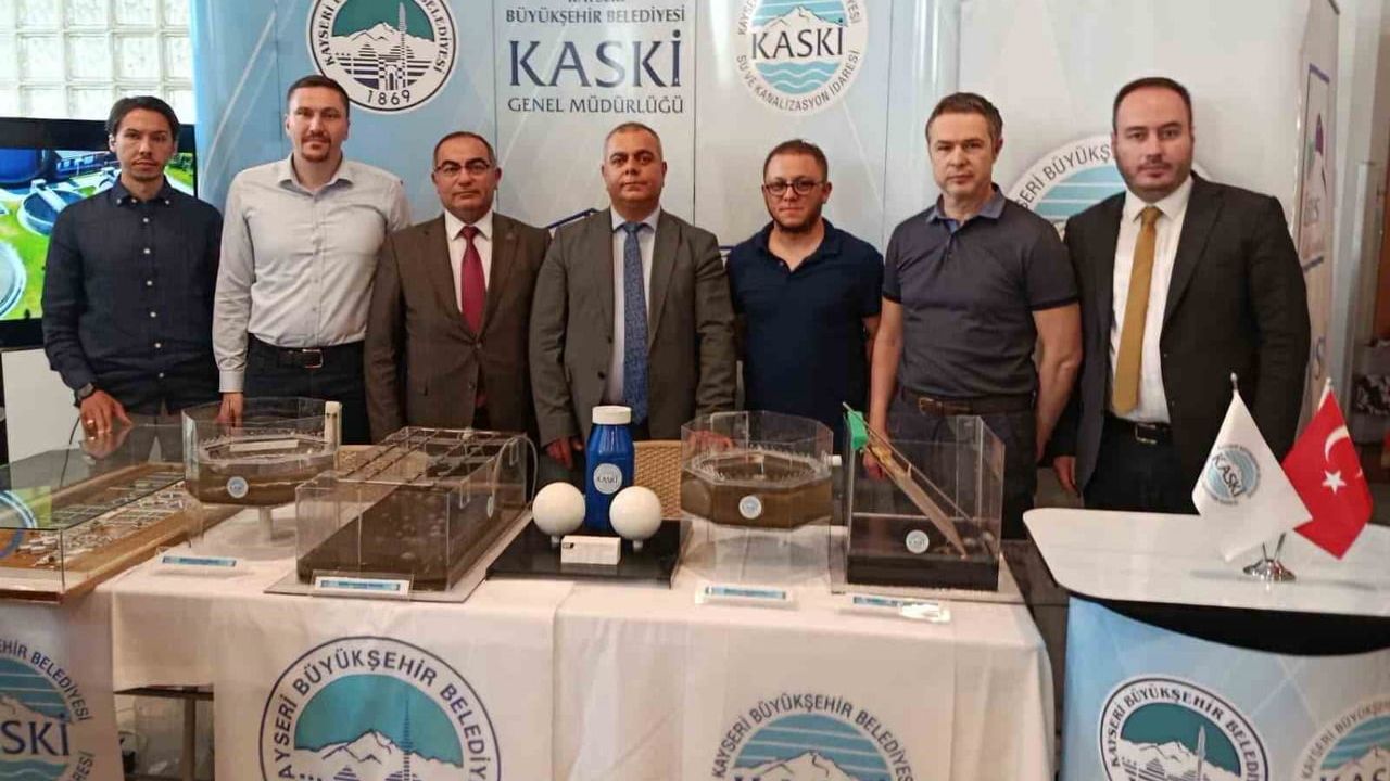 Kayseri Büyükşehir Belediyesi'ne sıfır atık çalıştayında teşekkür plaketi