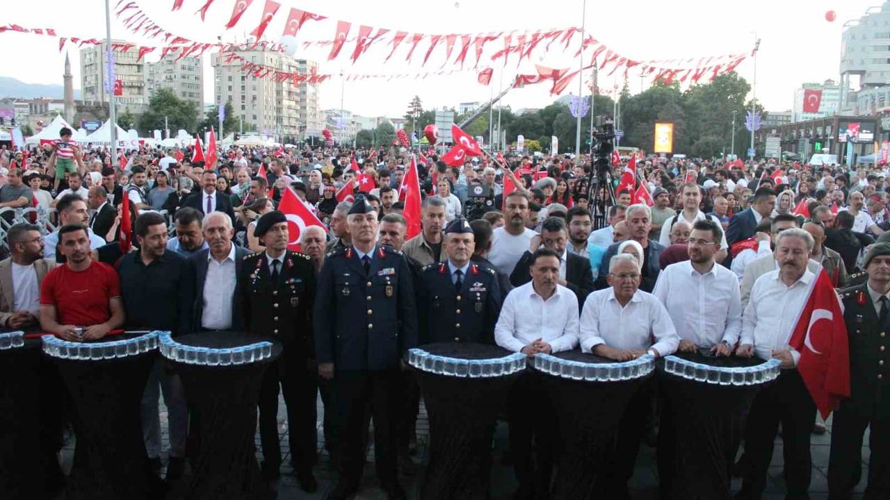 Kayseri’de 15 Temmuz coşkusu