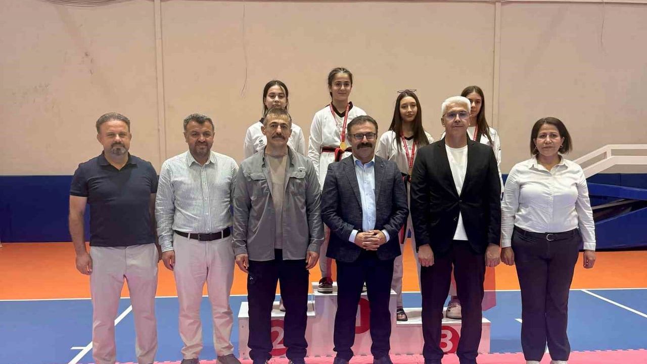 Kayseri'de 15 Temmuz Milli Birlik ve Demokrasi Günü taekwondo turnuvası düzenlendi