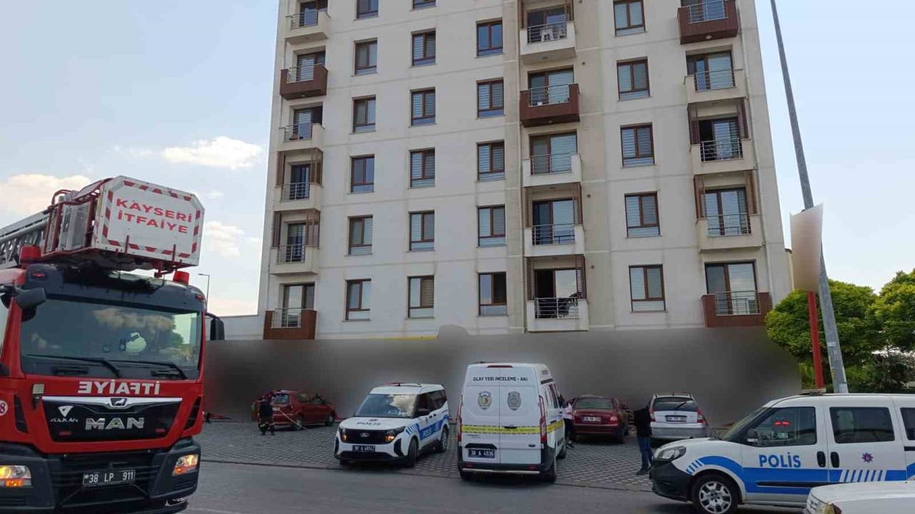 Kayseri'de 5'inci kattan düşen 12 yaşındaki çocuk ağır yaralandı