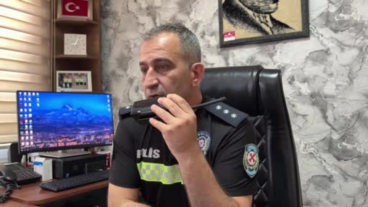 Kayseri'de başkomiserin telsiz veda anonsu duygulandırdı