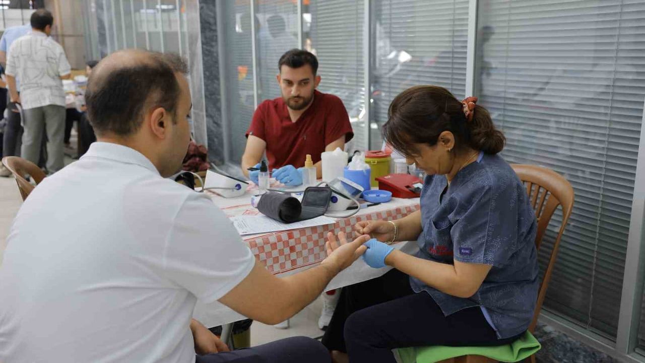 Kayseri'de belediye çalışanlarından kan bağışı seferberliği
