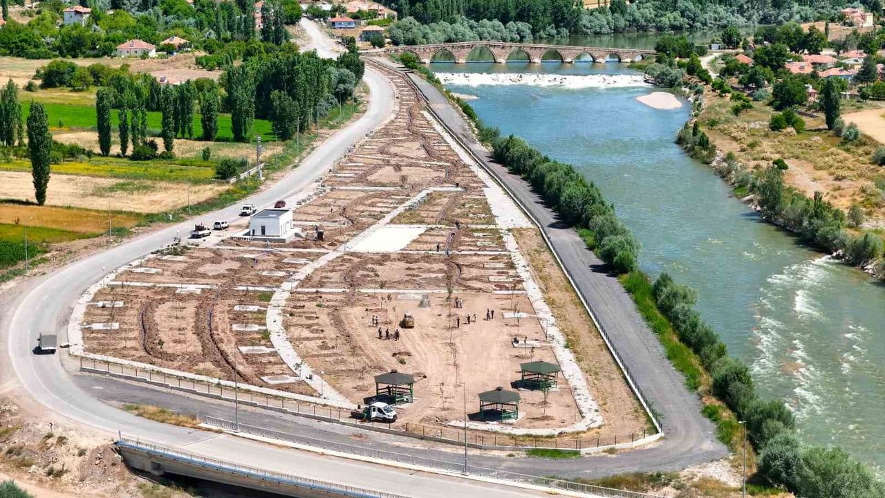 Kayseri kırsalına nefes: Şahruh Köprüsü yanında 25 bin metrekare etkinlik alanı kuruluyor