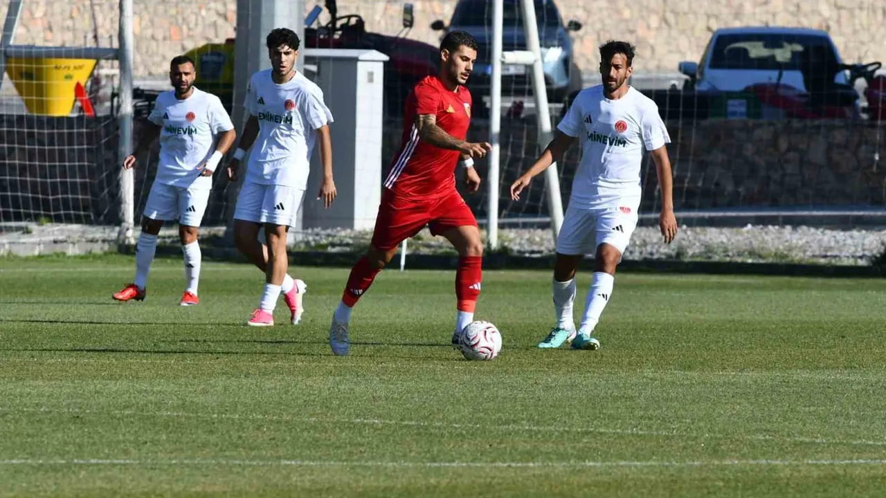 Kayserispor Erciyes kampında Ümraniyespor'u 2-1 geride bıraktı