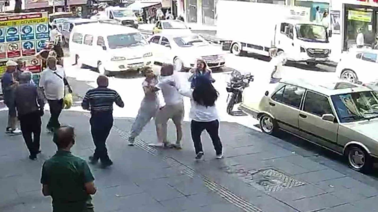 Kaza sonrası tartışma kavgaya döndü: dikiz aynasıyla saldırı