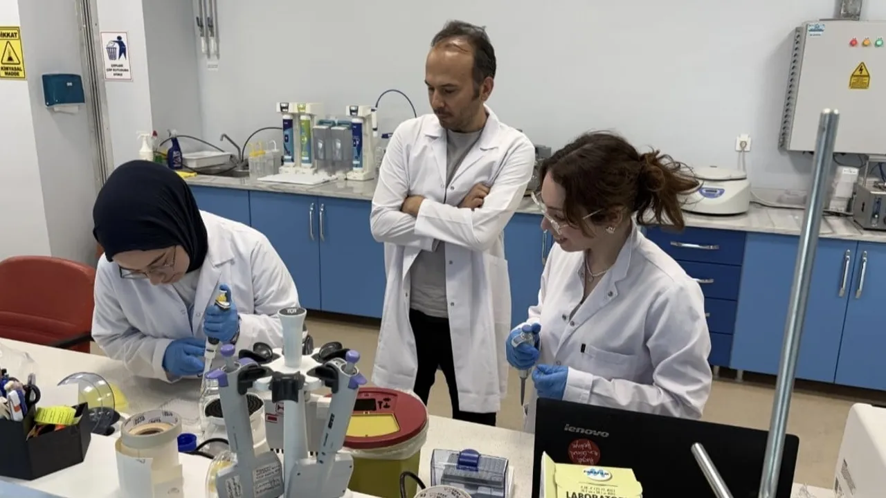KBÜ’de biyolojik yaşı belirleyecek yerli test geliştiriliyor