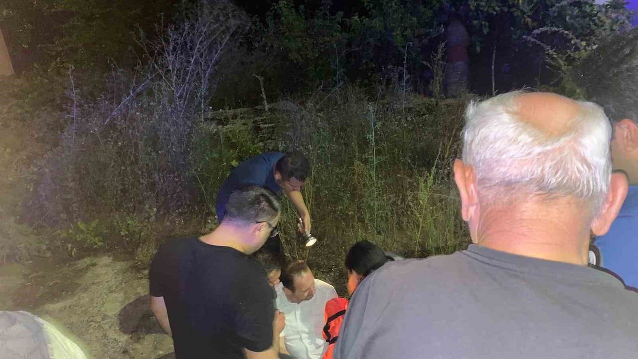 Kedilere süt verirken duvardan düşen vatandaş hastaneye kaldırıldı