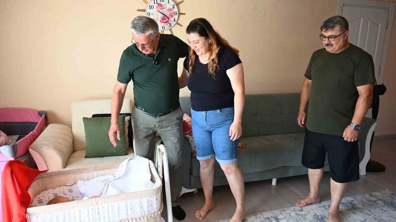 Kemer’de anne adaylarının yol arkadaşı: Anne Taksi