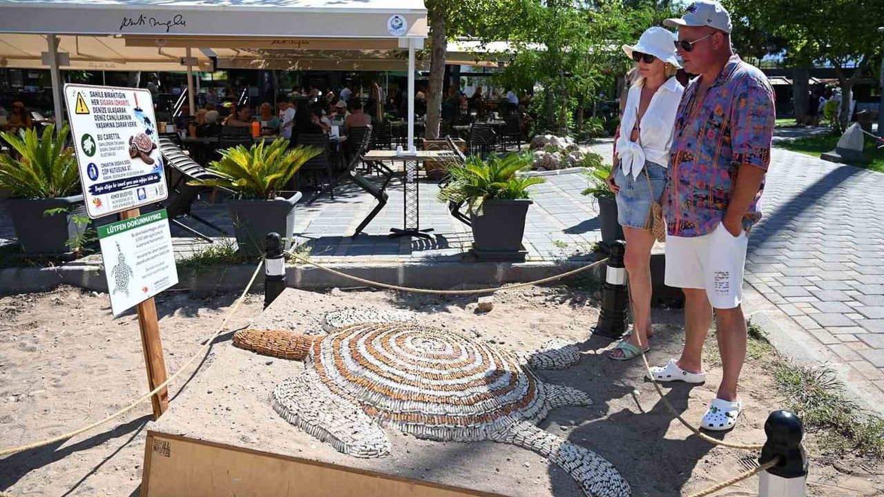 Kemer'de dumansız plaj uygulaması başladı