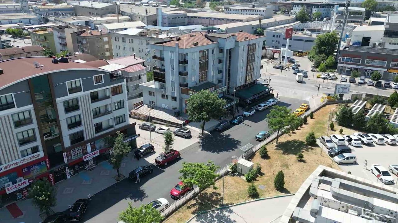 Kestel Belediyesi 20 bin ton asfaltla ilçe yollarını yeniliyor