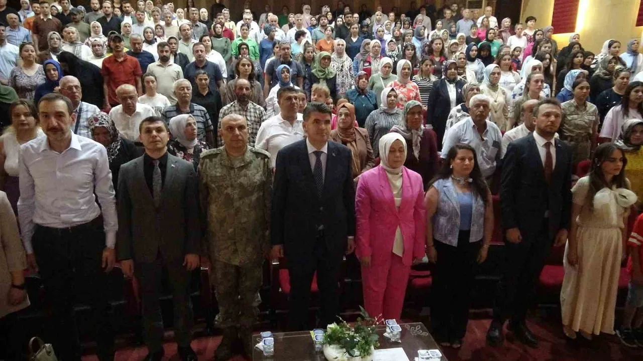 Kilis'te koruyucu aileler Koruyucu Aile Günü'nde bir araya geldi