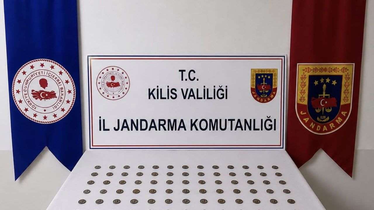 Kilis yol kontrolünde takside saklı 107 tarihi sikke bulundu