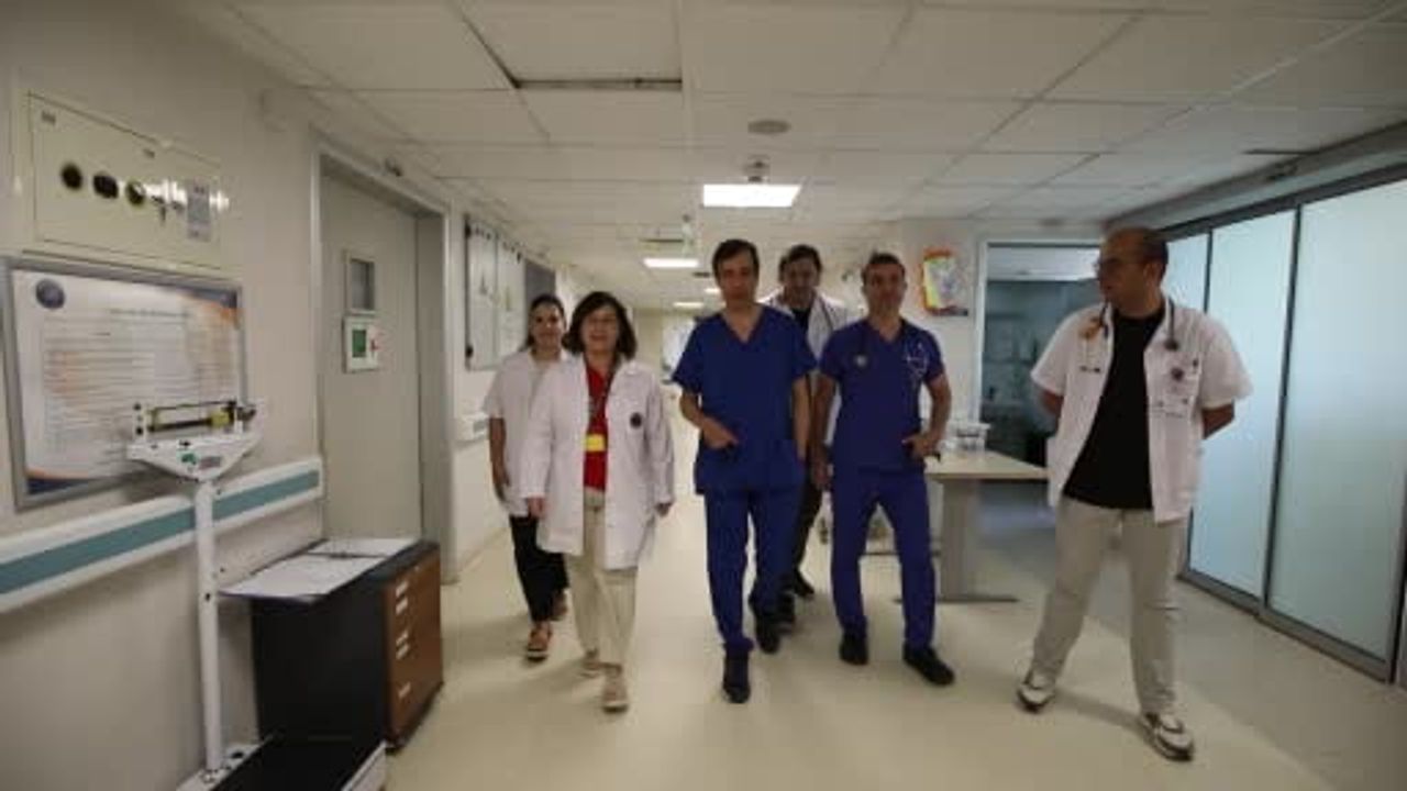 Kırgızistanlı Akhmarcan, Akdeniz Üniversitesi'nde anjiyografik tedaviyle sağlığına kavuştu