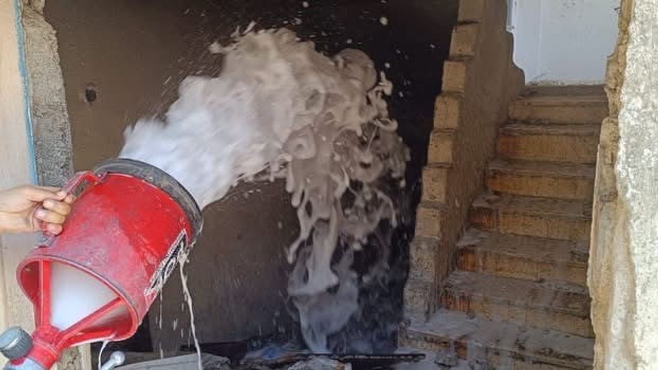 Kırıkhan'da odunluk yangını kontrol altına alındı
