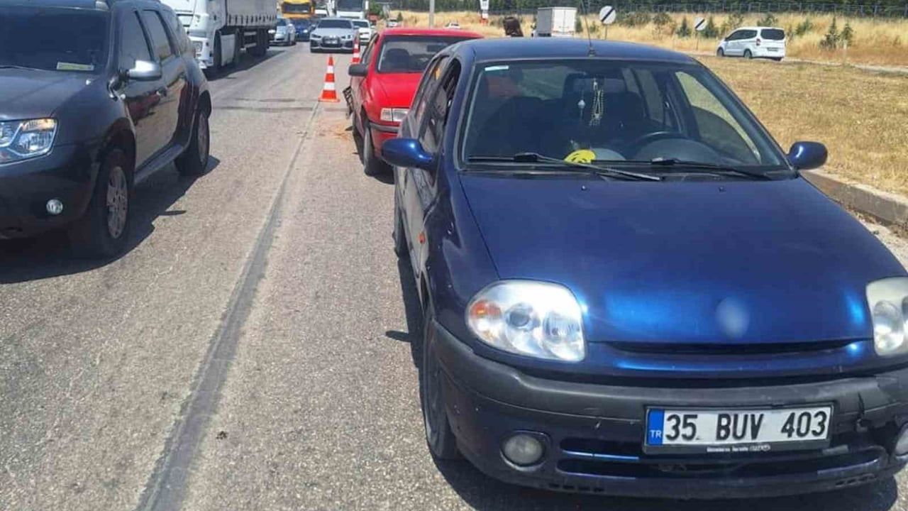 Kırıkkale’de 3 araçlı zincirleme kaza: 1 yaralı