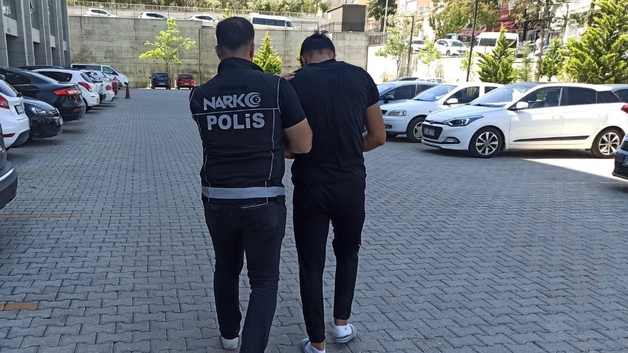 Kırıkkale'de üst aramasında 377 hap bulunan kişi cezaevine gönderildi