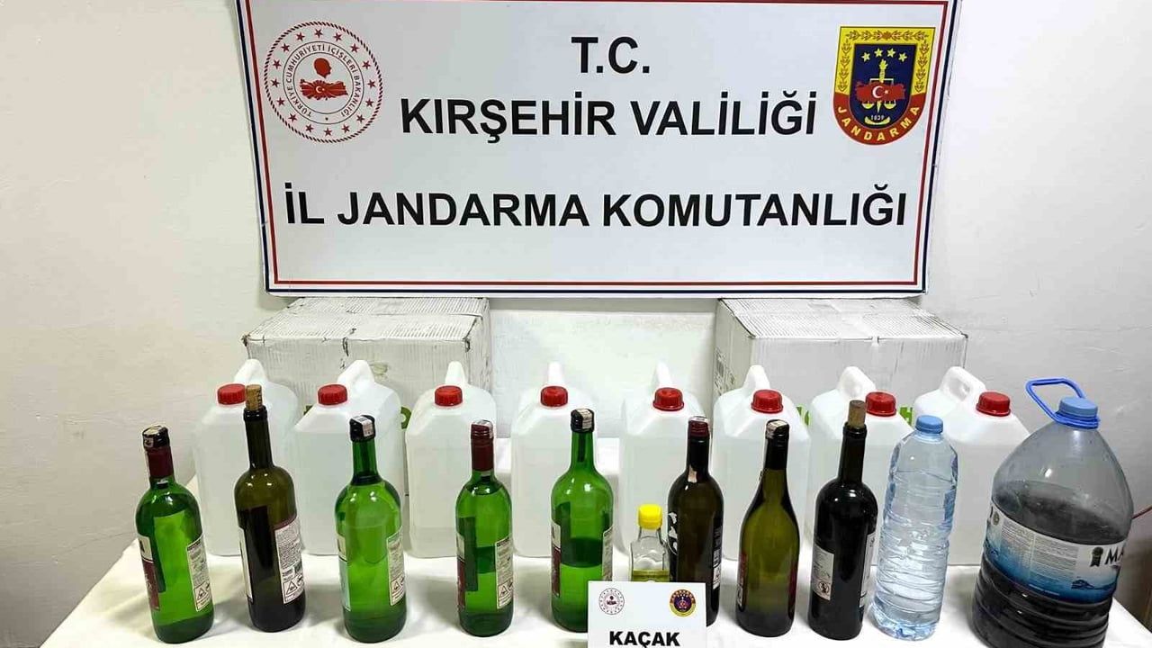 Kırşehir'de 48 litre kaçak alkol ele geçirildi