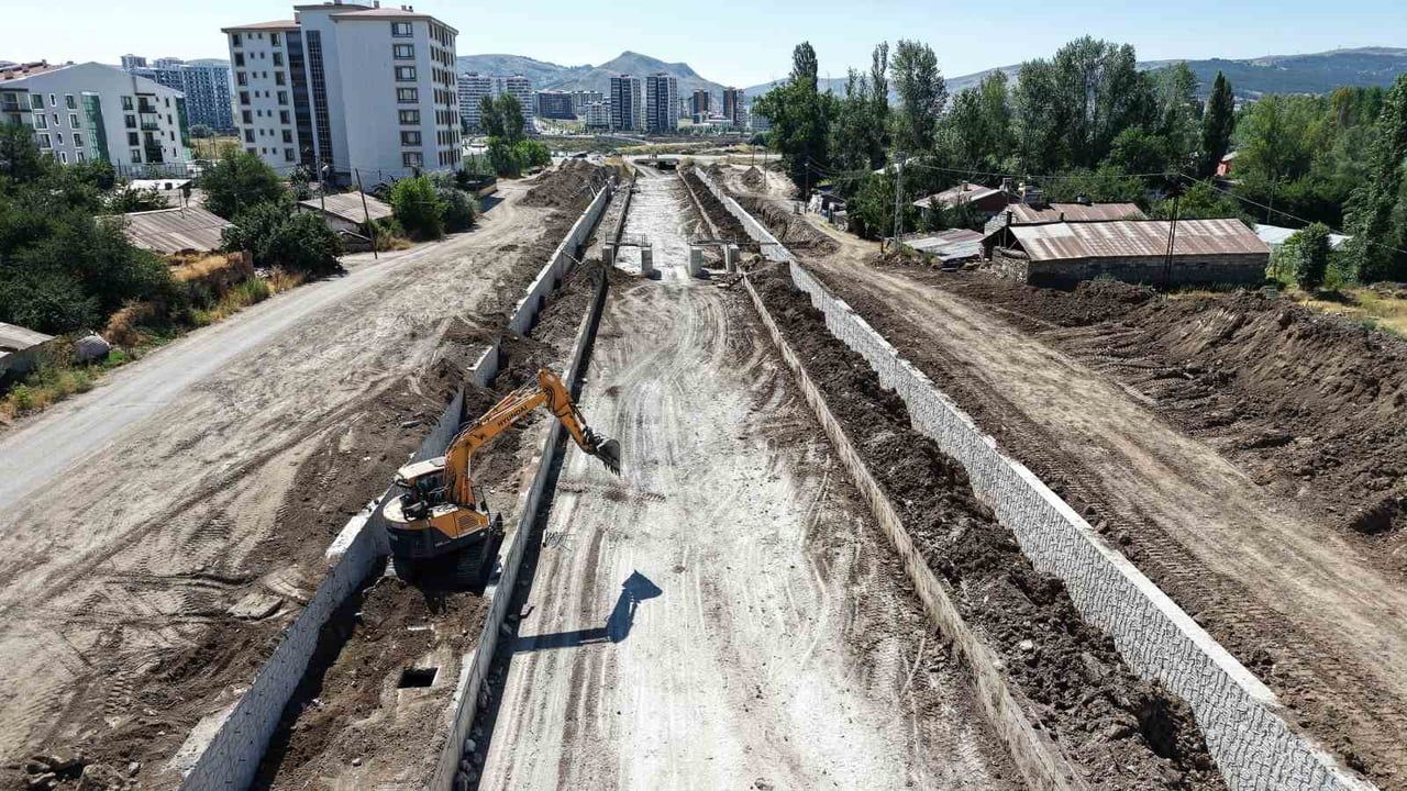 Kızılırmak çevresinde taşkın riskini azaltma çalışmaları hız kazandı
