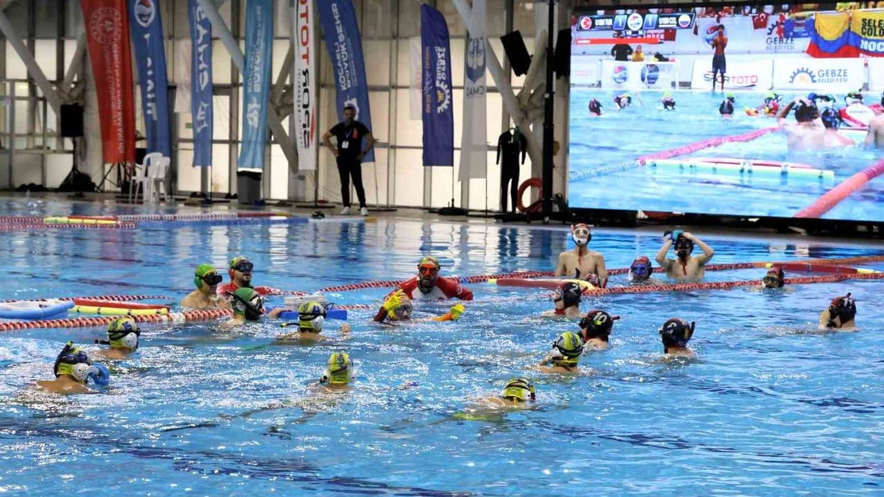 Kocaeli'de sona eren sualtı hokeyi dünya şampiyonası: Türkiye iki kategoride madalya aldı