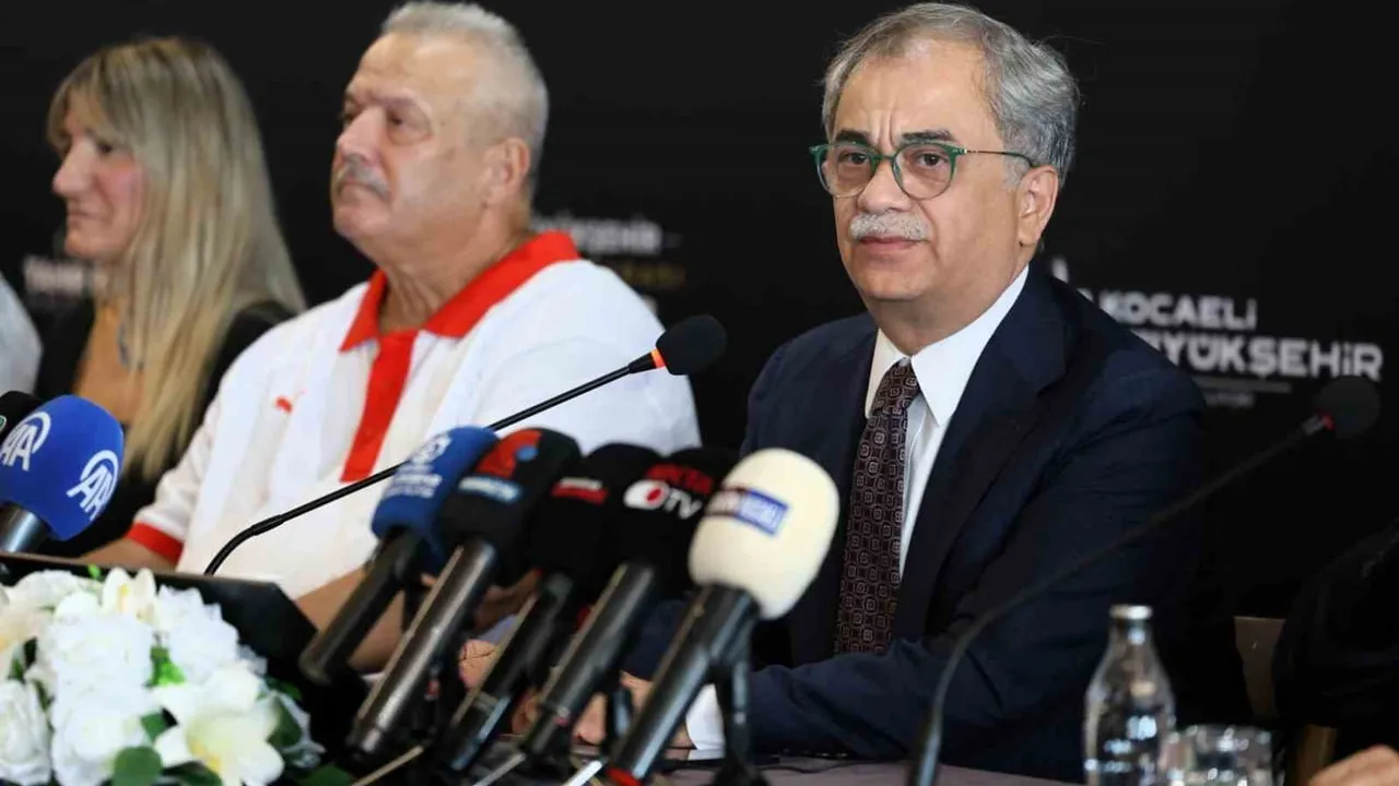 Kocaeli mindere uluslararası güreşin merkezi oluyor
