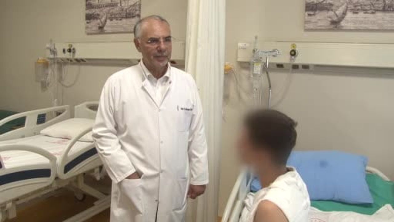 Kolonya oyunu ağır hasara yol açtı: 15 yaşındaki gencin vücudunun yüzde 25'i yandı