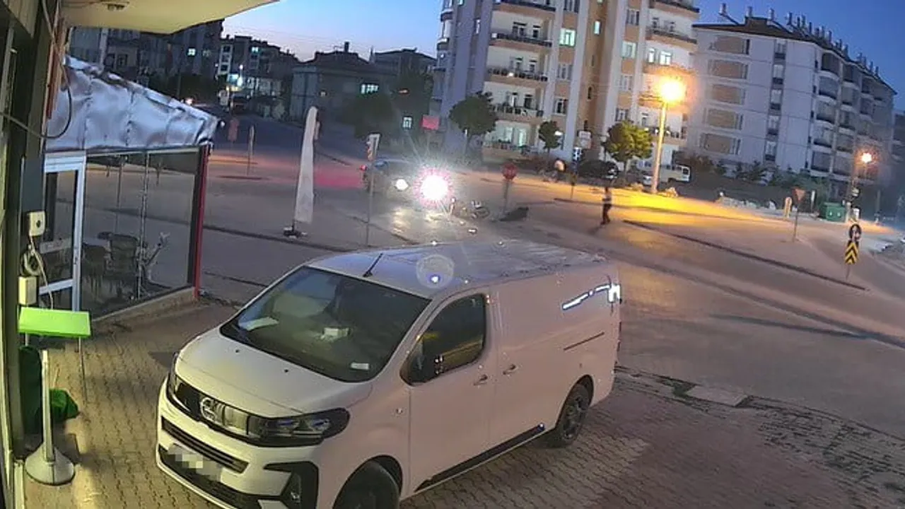Konya'da otomobille çarpışan motosiklet sürücüsü yaralandı