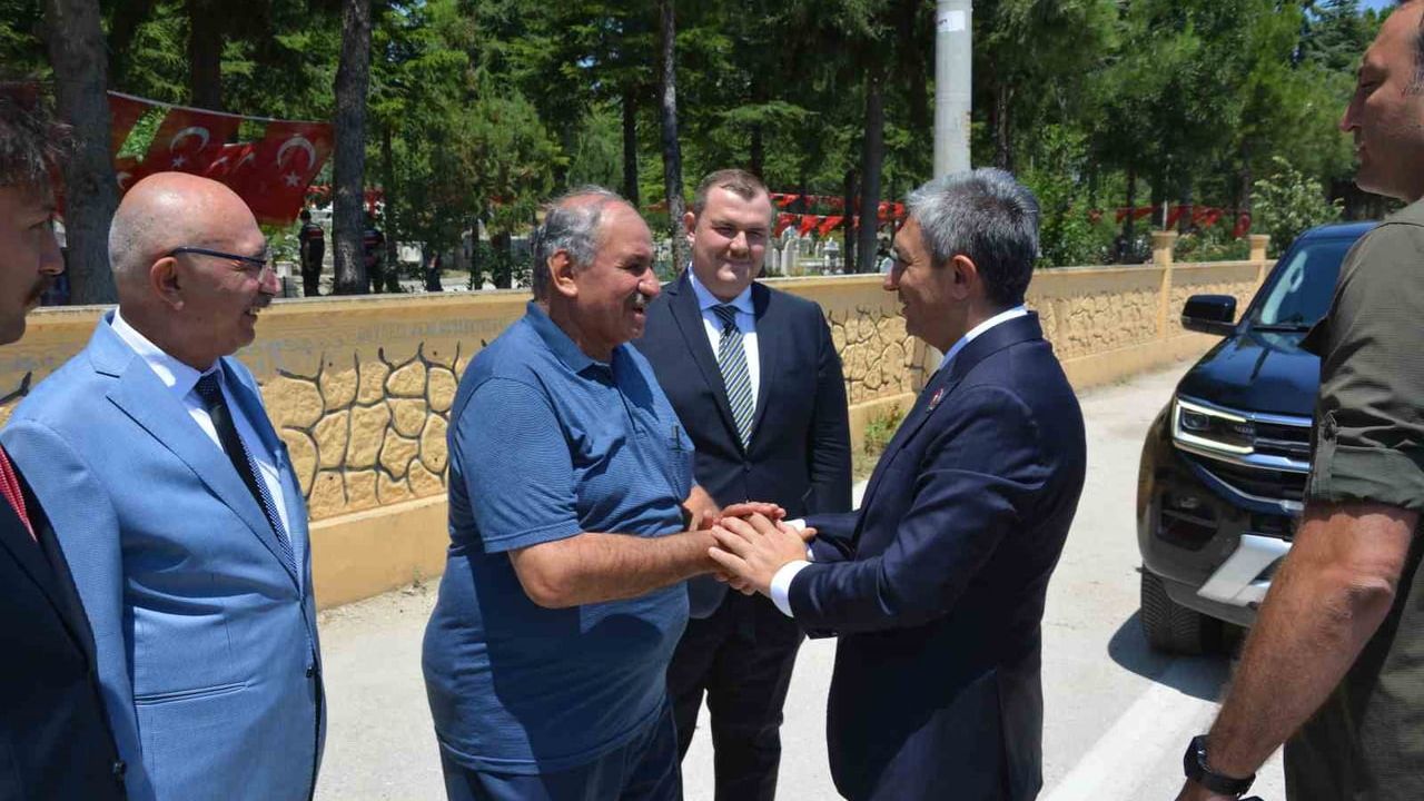 Korkuteli'nde 15 Temmuz şehidi Yasin Naci Ağaroğlu mezarı başında anıldı