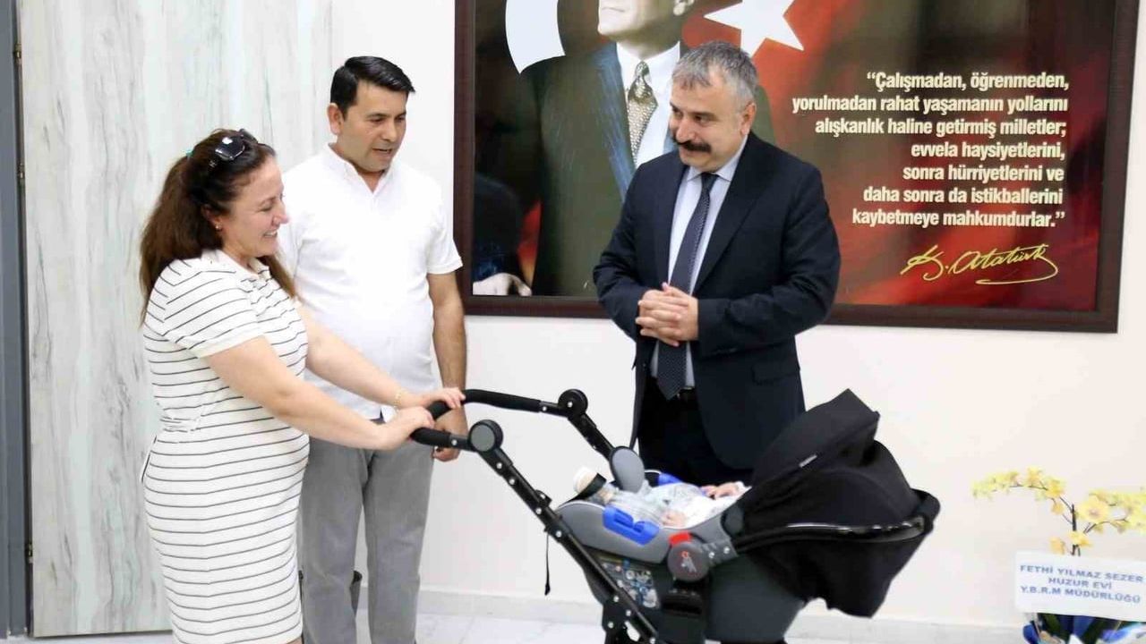 Koruyucu aileyle Eskişehir'de bir çocuğa sıcak yuva sağlandı