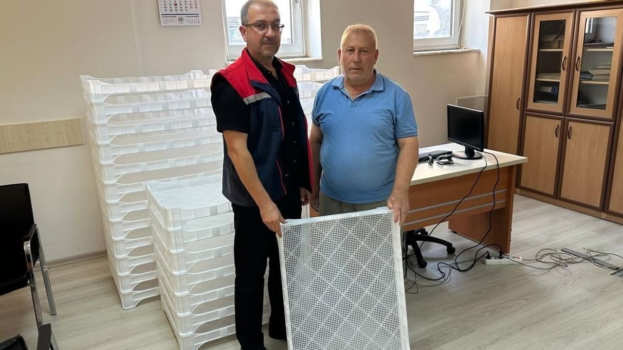 Köşk'te üreticilere yüzde 50 hibe destekli kerevetle incir kurutmada kalite hedefleniyor