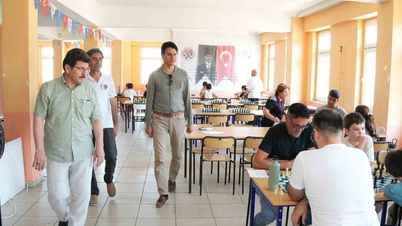 Köyceğiz’de 15 Temmuz satranç turnuvası düzenlendi