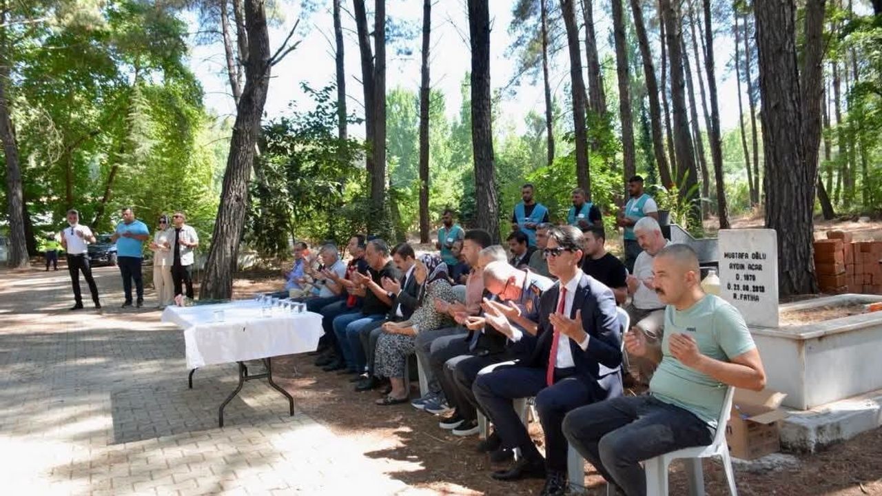 Köyceğiz'de şehitler için dua programı düzenlendi